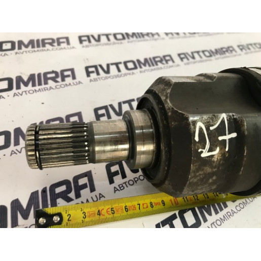 Піввісь передня права 982 mm (27\27) Hyundai i30 1.6 CRDI 2007-2012 495002L210